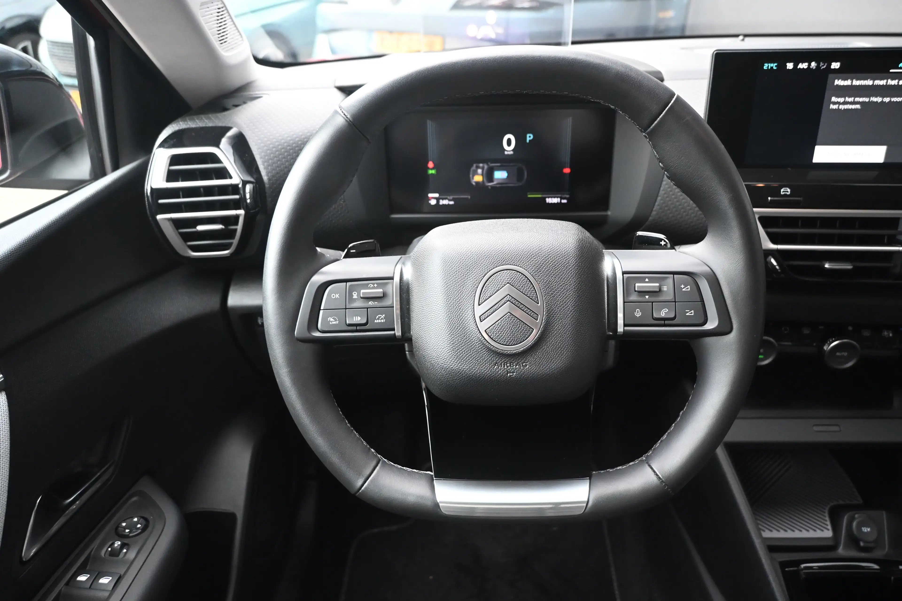 Citroen C4 1.2 Hybrid 136 Max | Adaptive Cruise Control | HUD — photo 11