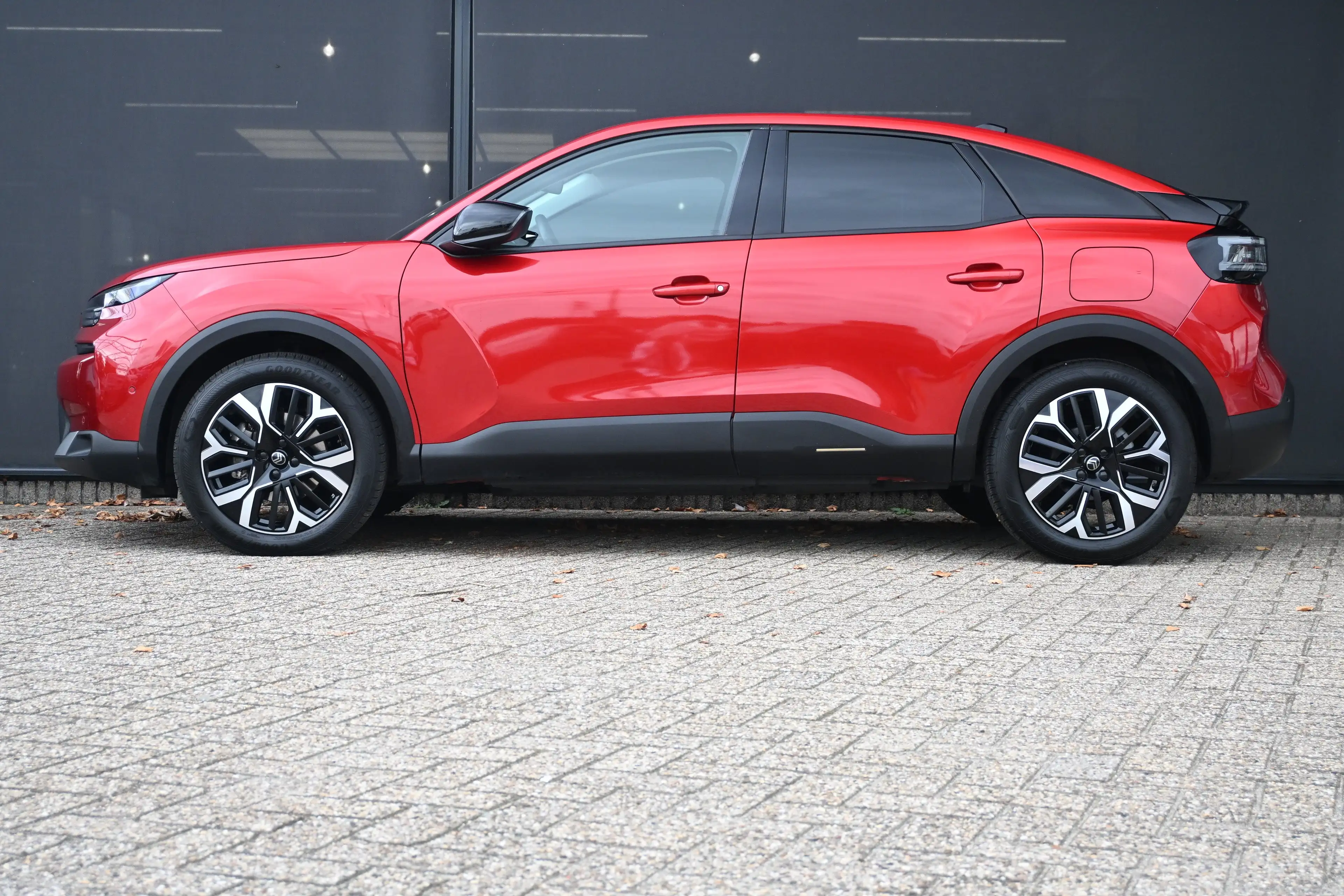 Citroen C4 1.2 Hybrid 136 Max | Adaptive Cruise Control | HUD — photo 5