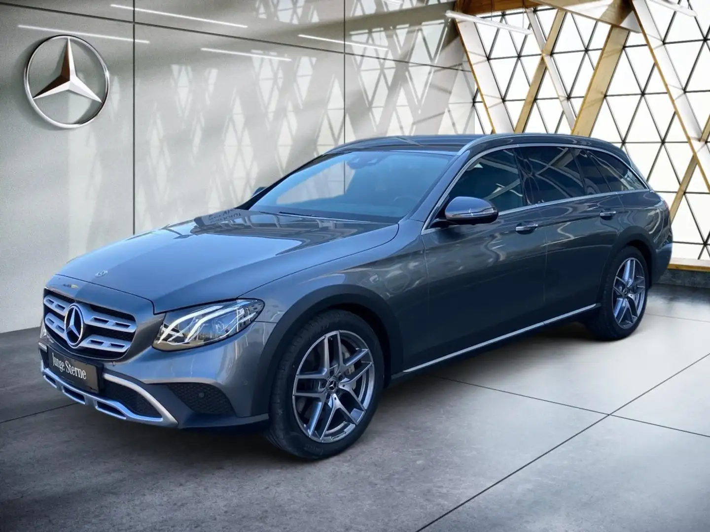 Mercedes-Benz E 400 d 4MATIC T-Modell All-Terrain Burm*HUD*AHK Grey - 2