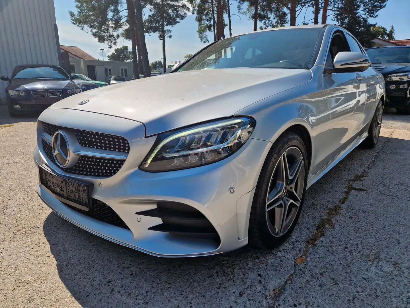 Mercedes-Benz C 200 d LiMO AMG MBUX LED KAMERA ViRTUAL CP AHK Silber - 1