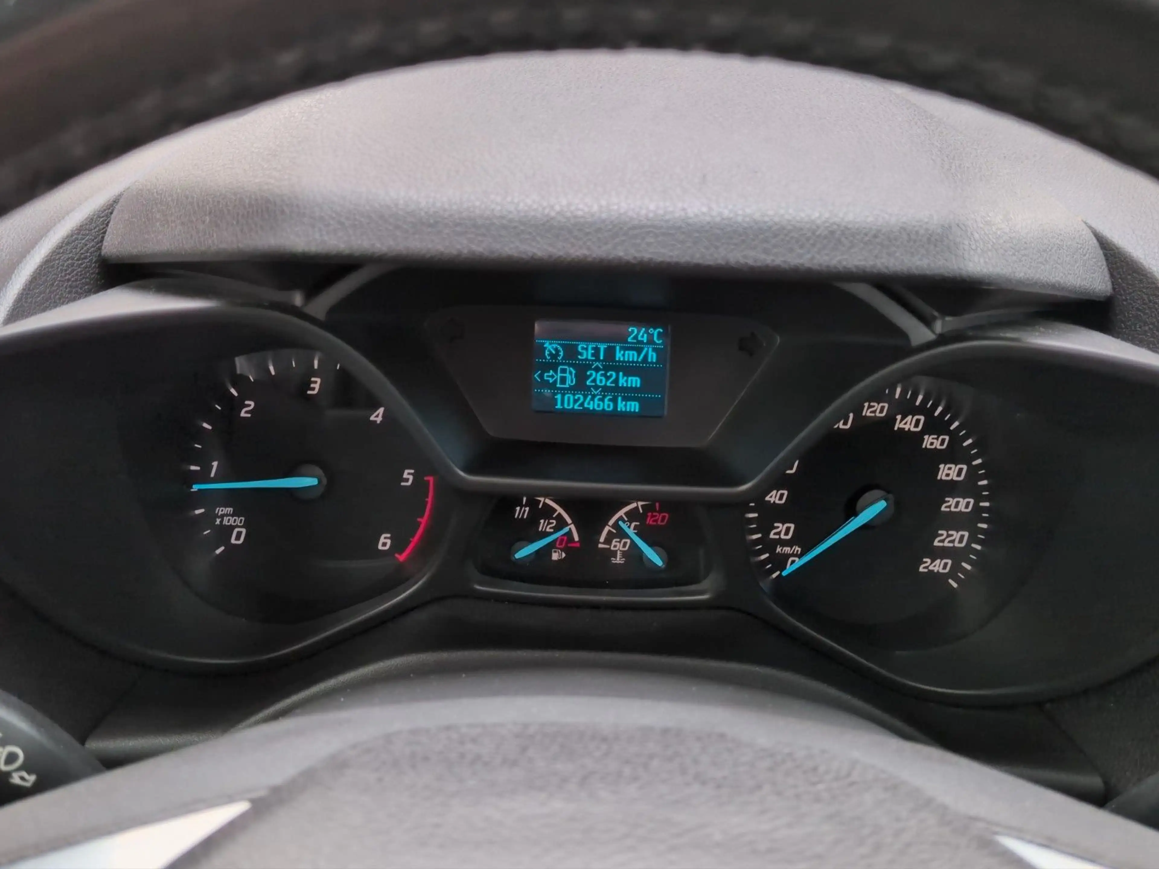 Ford Tourneo Connect Tourneo 1.5D Titanium*AHK*Panorama*Tempomat* — photo 14