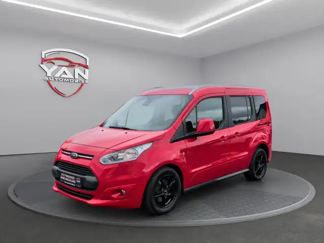 Ford Tourneo Connect Tourneo 1.5D Titanium*AHK*Panorama*Tempomat*