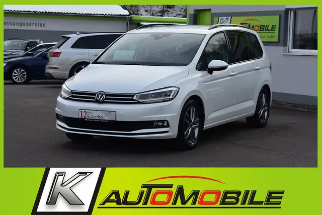 Volkswagen Touran 1,5 TSI IQ.LIGHT+Kamera+STHZ+7-Sitzer+AHK