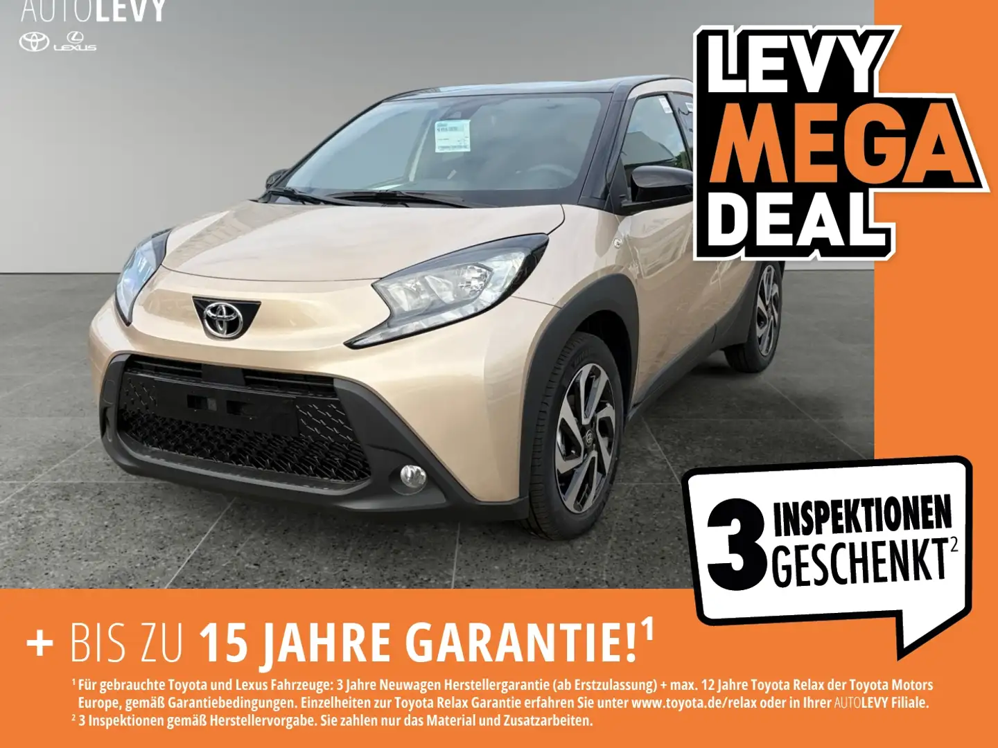 Toyota Aygo 1.0 Teamplayer ACC Fernlichtass. Kam. Navi Schwarz - 1