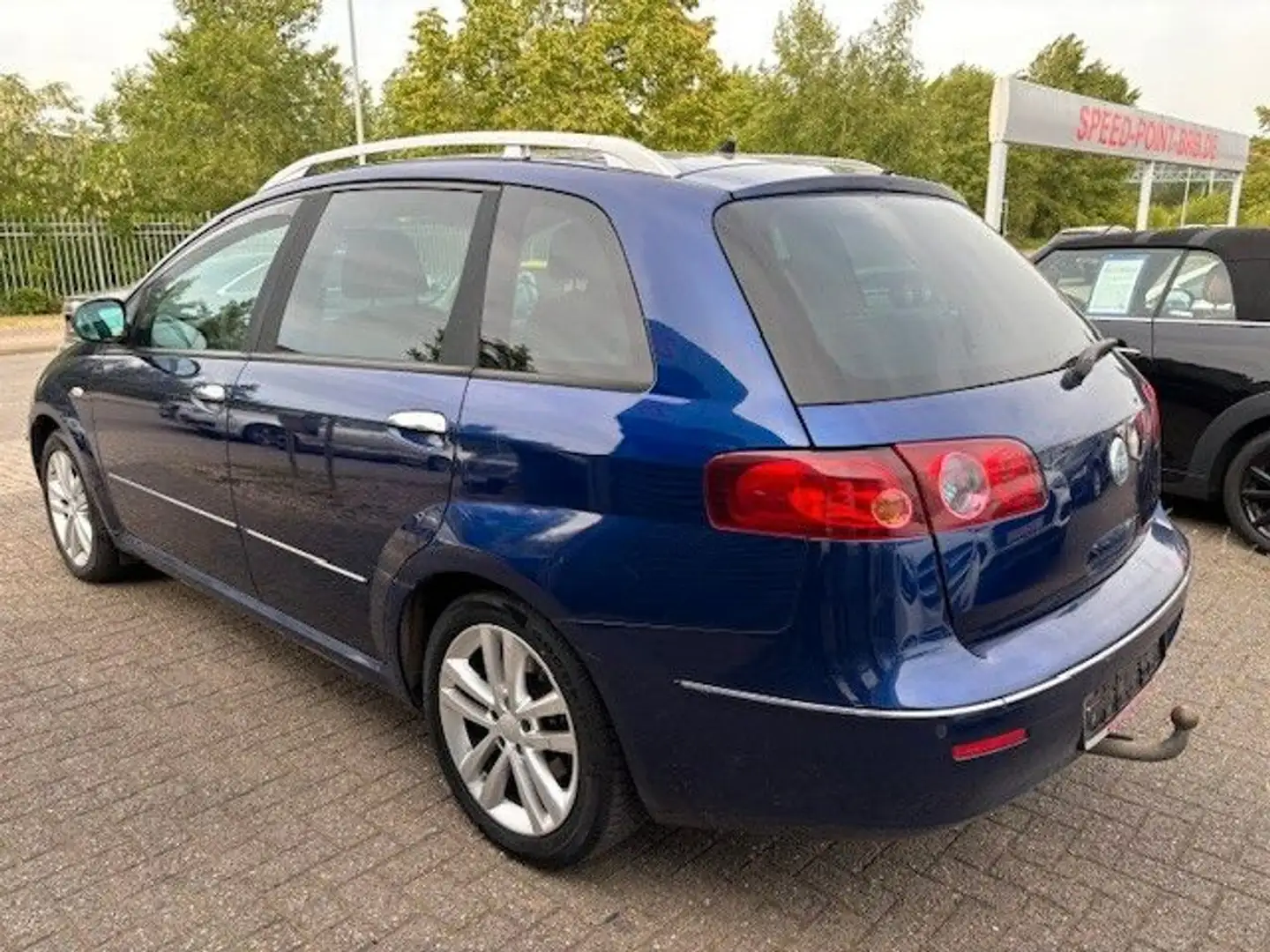Fiat Croma 1.9 16V Multijet Emotion Klima plava - 2