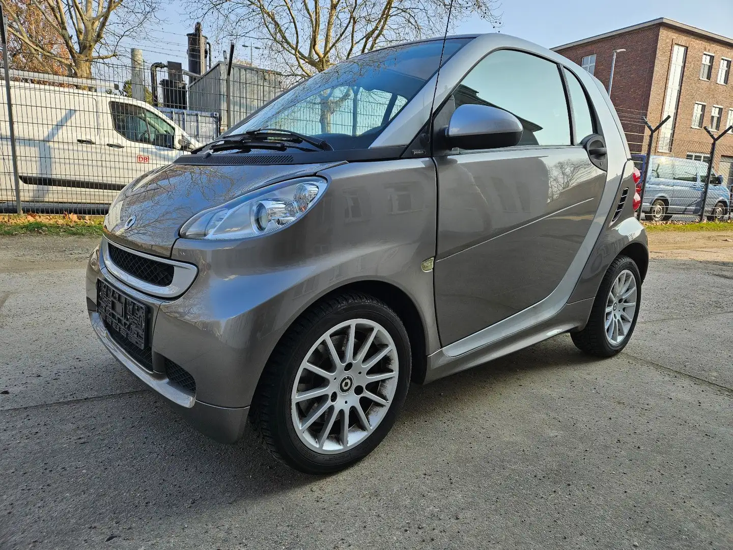 smart forTwo Micro Hybrid Drive ,Navi,Klima Brun - 1
