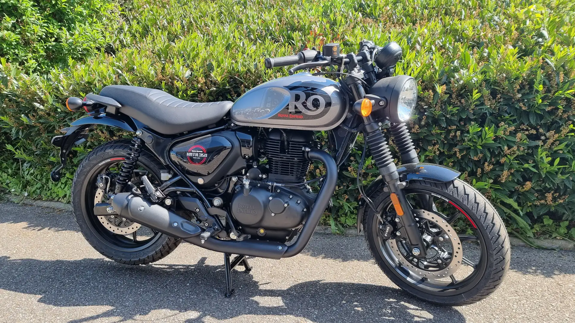 Royal Enfield Gri - 1