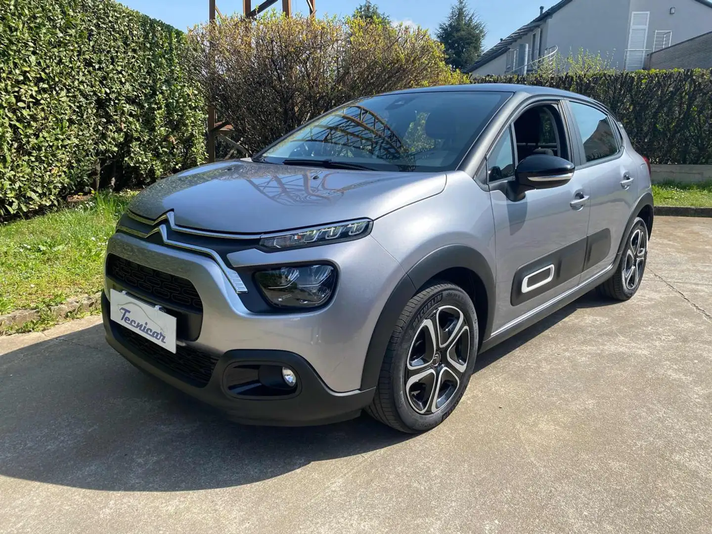 Citroen C3 PureTech Shine ok neopatentati solo 45000 kM Grigio - 1