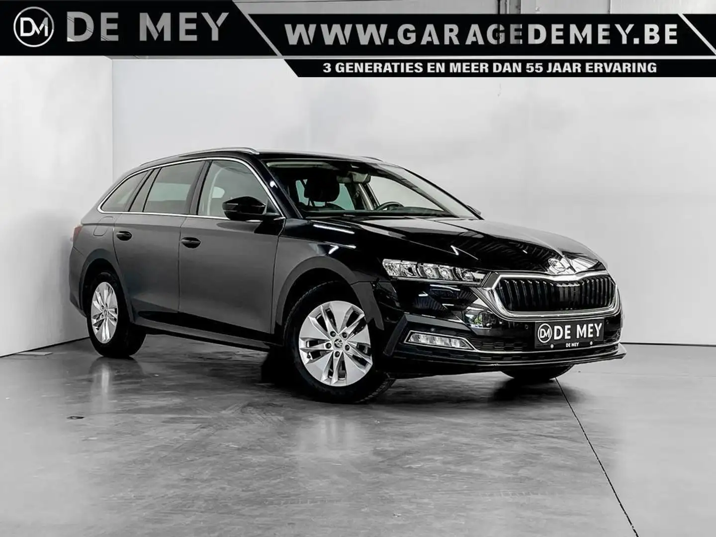 Skoda Octavia 1.5 TSI DSG 150pk / LED / Carplay / GPS / Camera / Zwart - 1