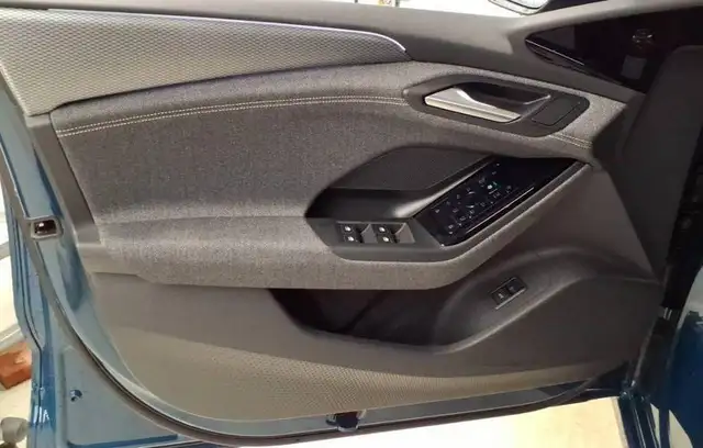 Audi A6 E-Tron view 4