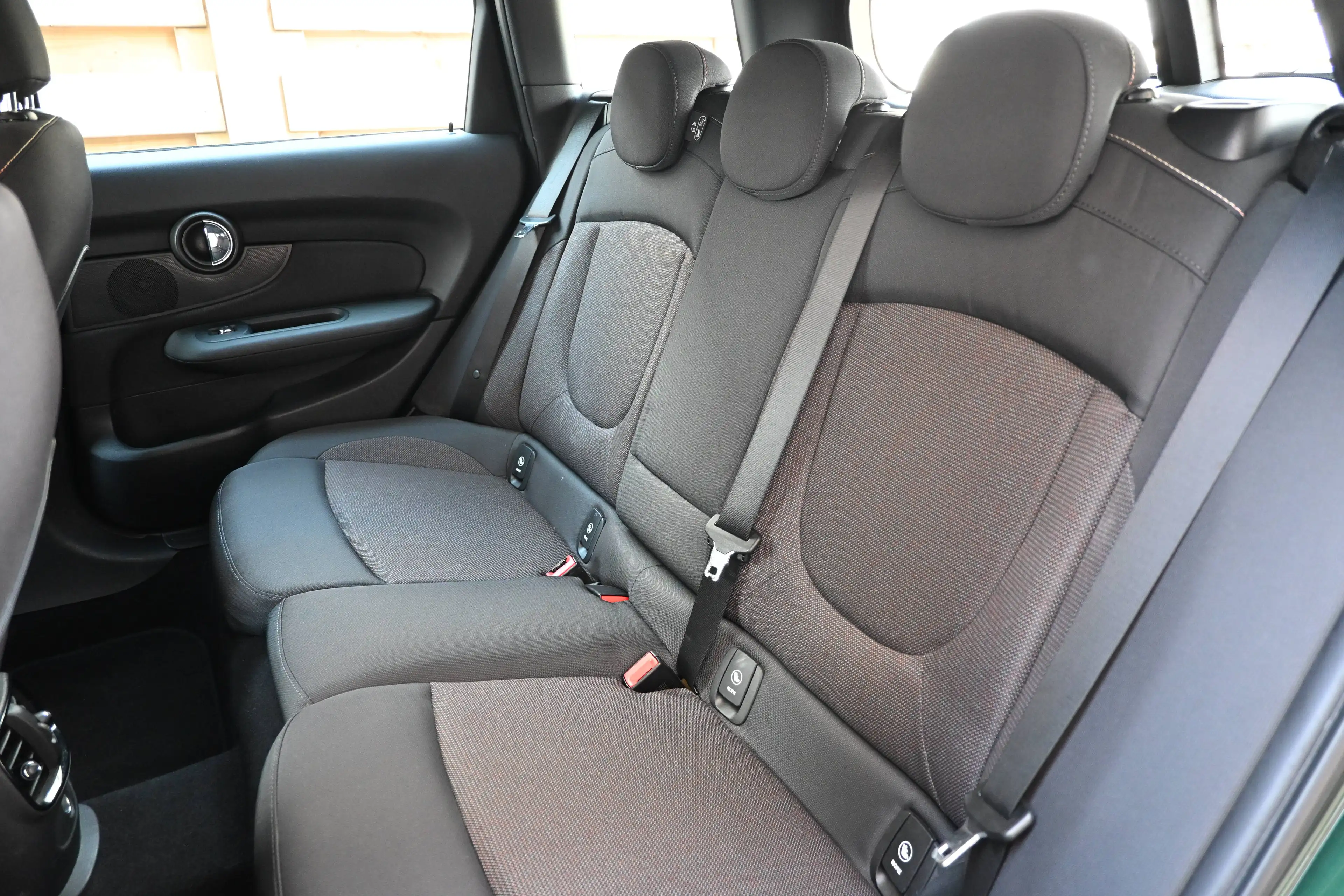 MINI Cooper Clubman 1.5iA | Automaat | Benzine | Cruise Controle | Airco | British Racing Green | 89.166 KM | 2018 ! — photo 14