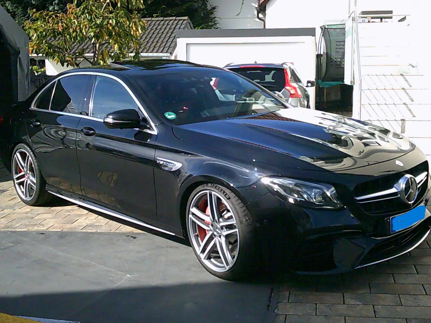 Mercedes-Benz E 63 AMG E 63 S AMG 4Matic+ (213.089) Schwarz - 2