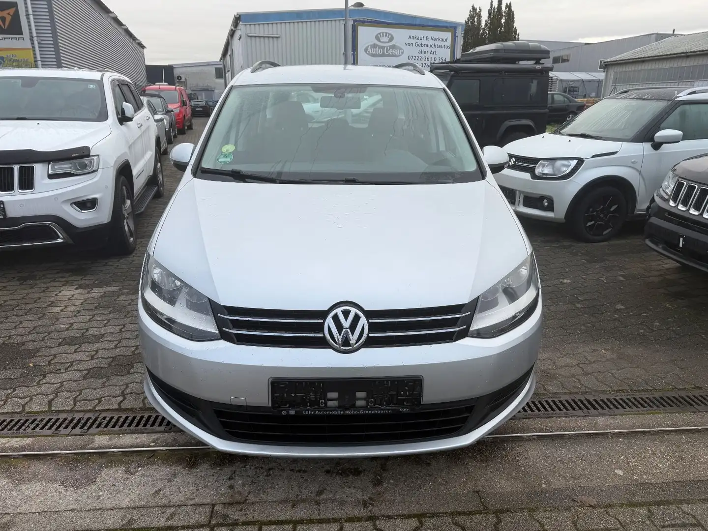 Volkswagen Sharan Trendline 2.0 TDI BlueMotion Technology Silber - 2