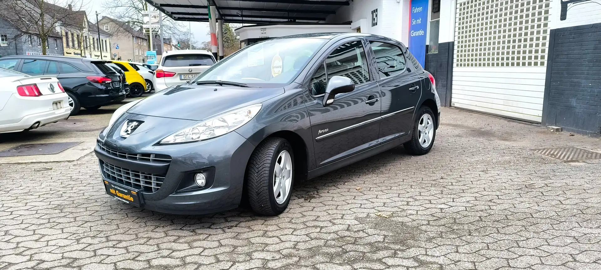 Peugeot 207 Forever 1.4*Klima*ZV*1Hd.* Grau - 2