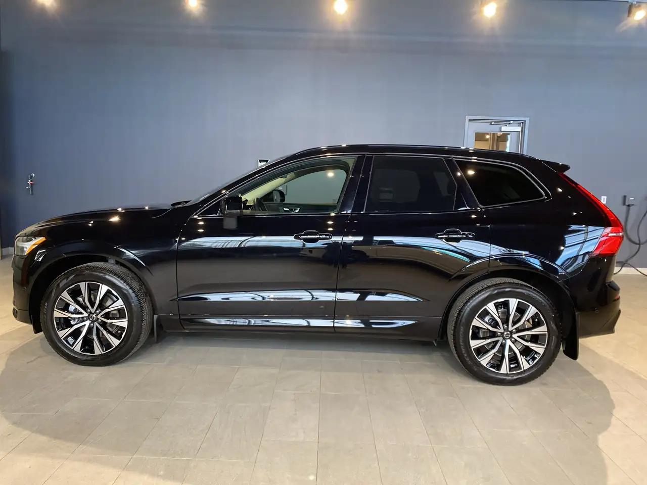 Volvo XC60 снимка Volvo XC60