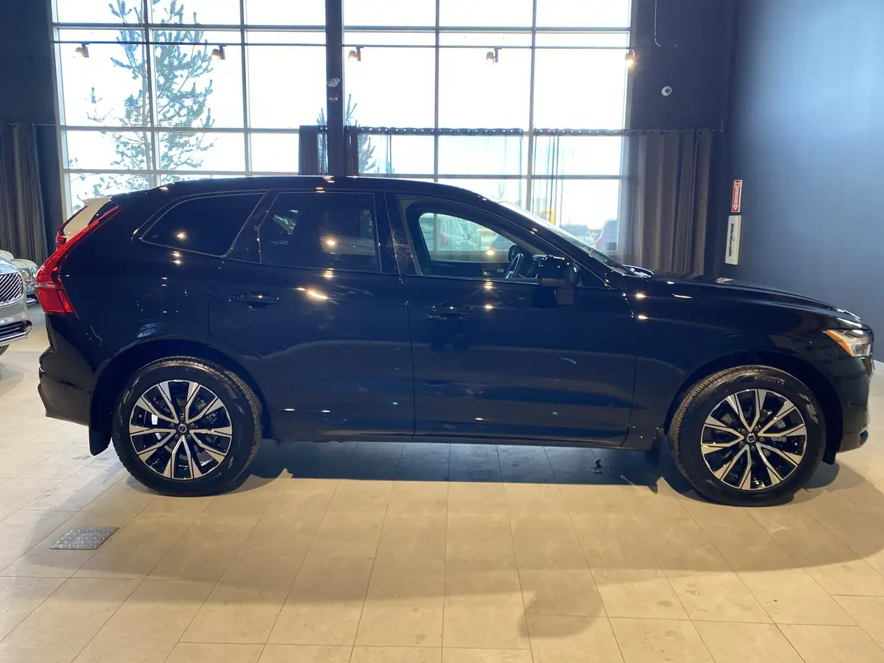 Volvo XC60 снимка Volvo XC60