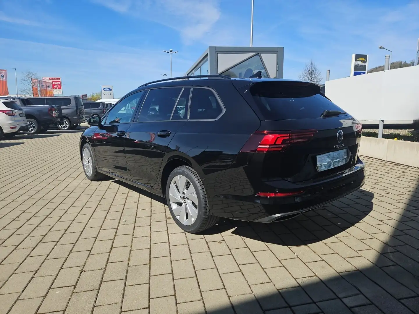 Volkswagen Golf 8 Variant 1,5 TSI Klimatronic PDC Grau - 2