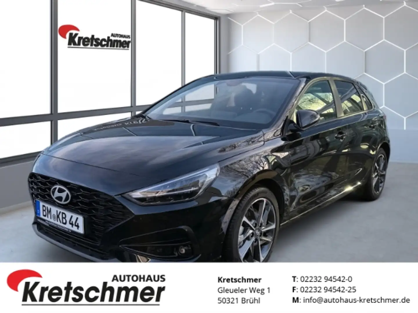 Hyundai i30 Advantage 1.0 T-GDI M/T NAVI*PDC*KAMERA*SHZ*LHZ Zwart - 1