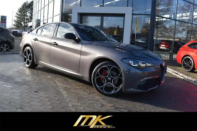 Alfa Romeo Giulia VELOCE Q4*MATRIX*ACC*CARPLAY*F1*H&K SOUND