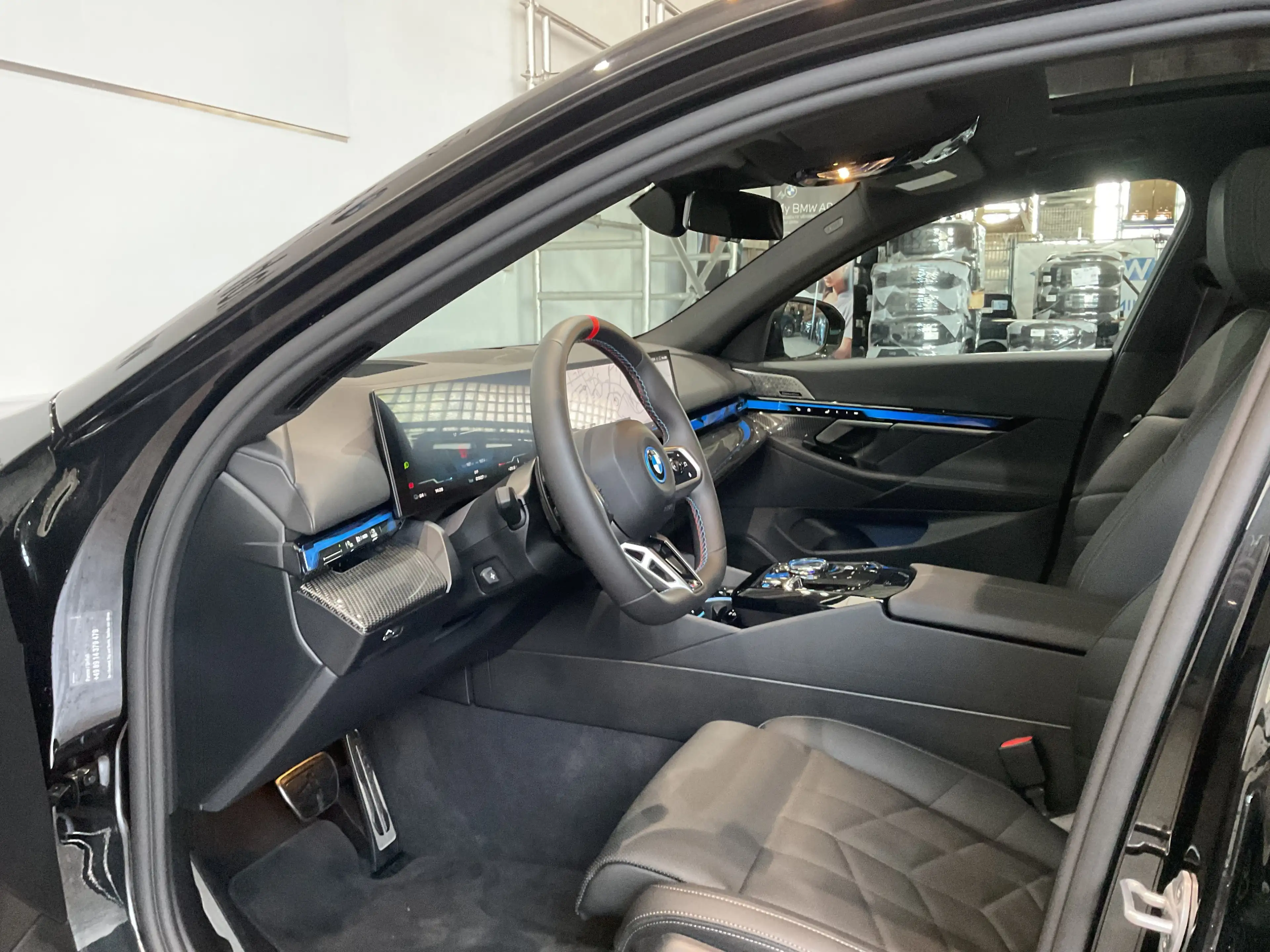 BMW i5 M60 xDrive |Glasdach |Sitzbelüft. |M Sportpaket Pr — photo 6
