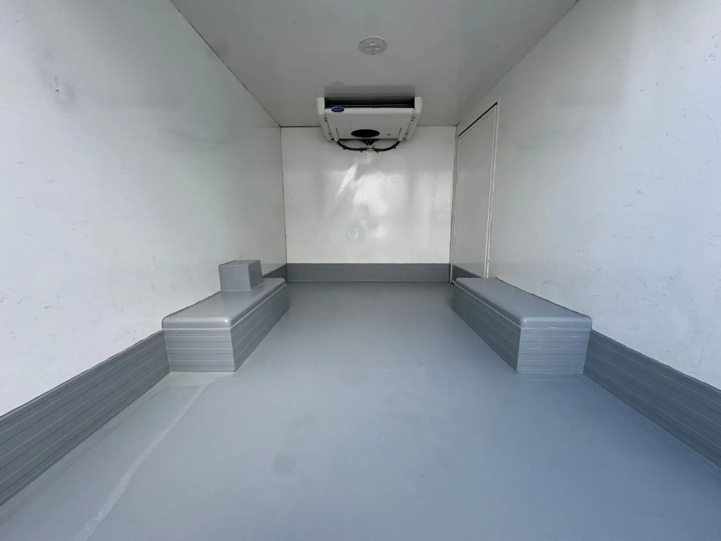Citroen Jumpy DCb. Abatible BlueHDI Talla M S&S 120 Blanco - 1