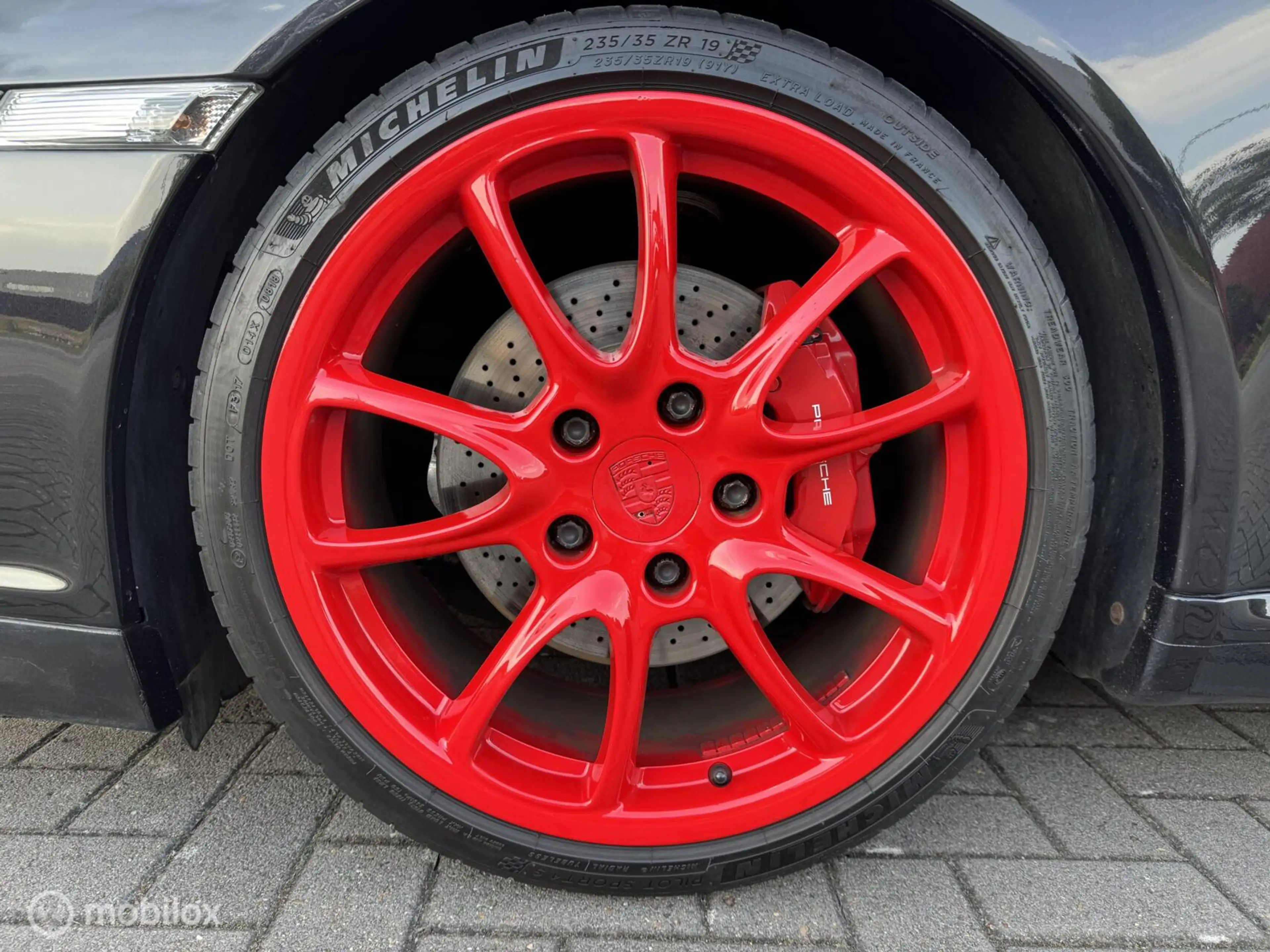 Porsche 997 Cabrio 3.8 Carrera S — photo 9