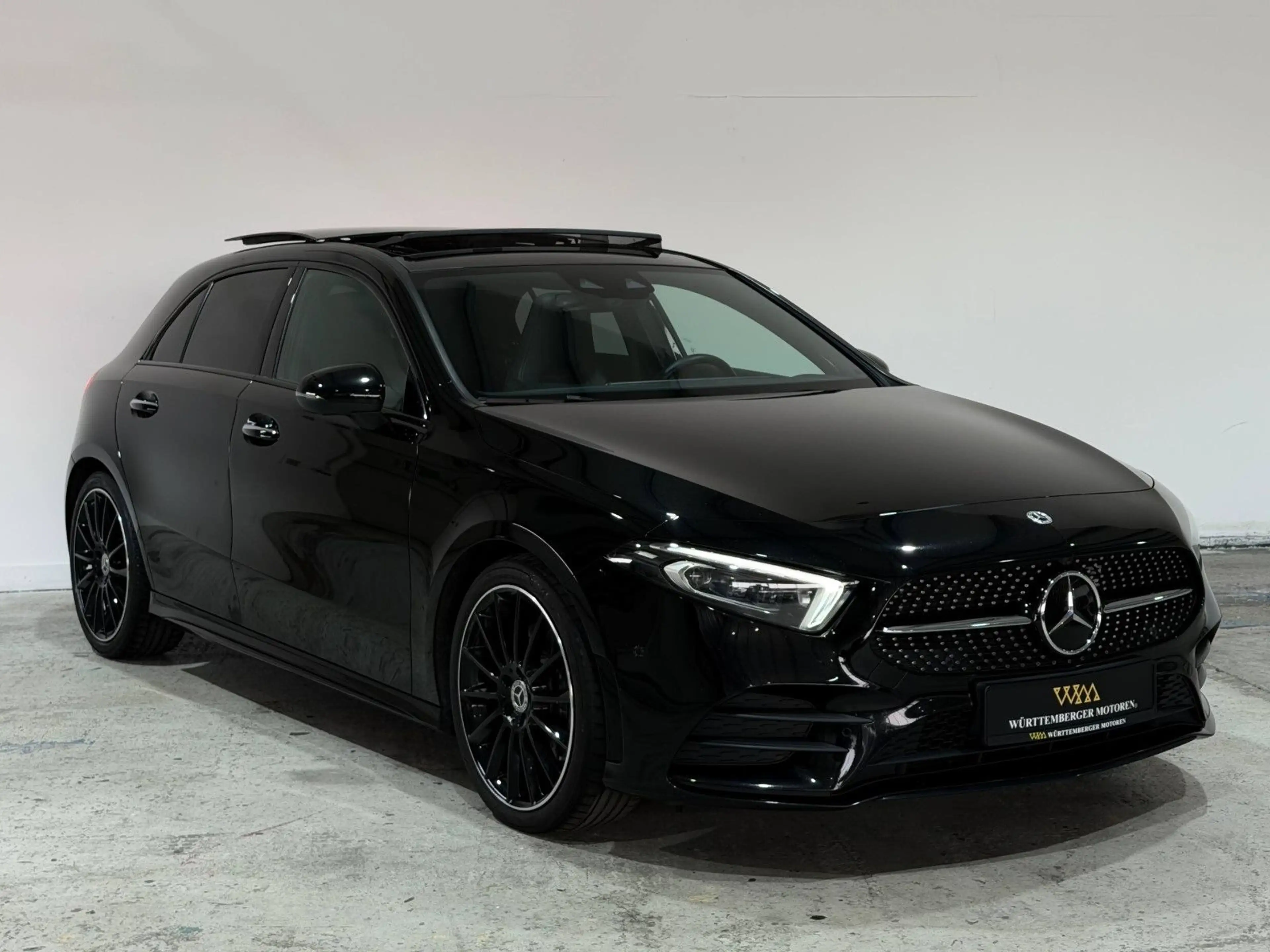 Mercedes-Benz A 220 A220d 4Matic*AMG*PANO*360°*MEMORY*NIGHT* — photo 3
