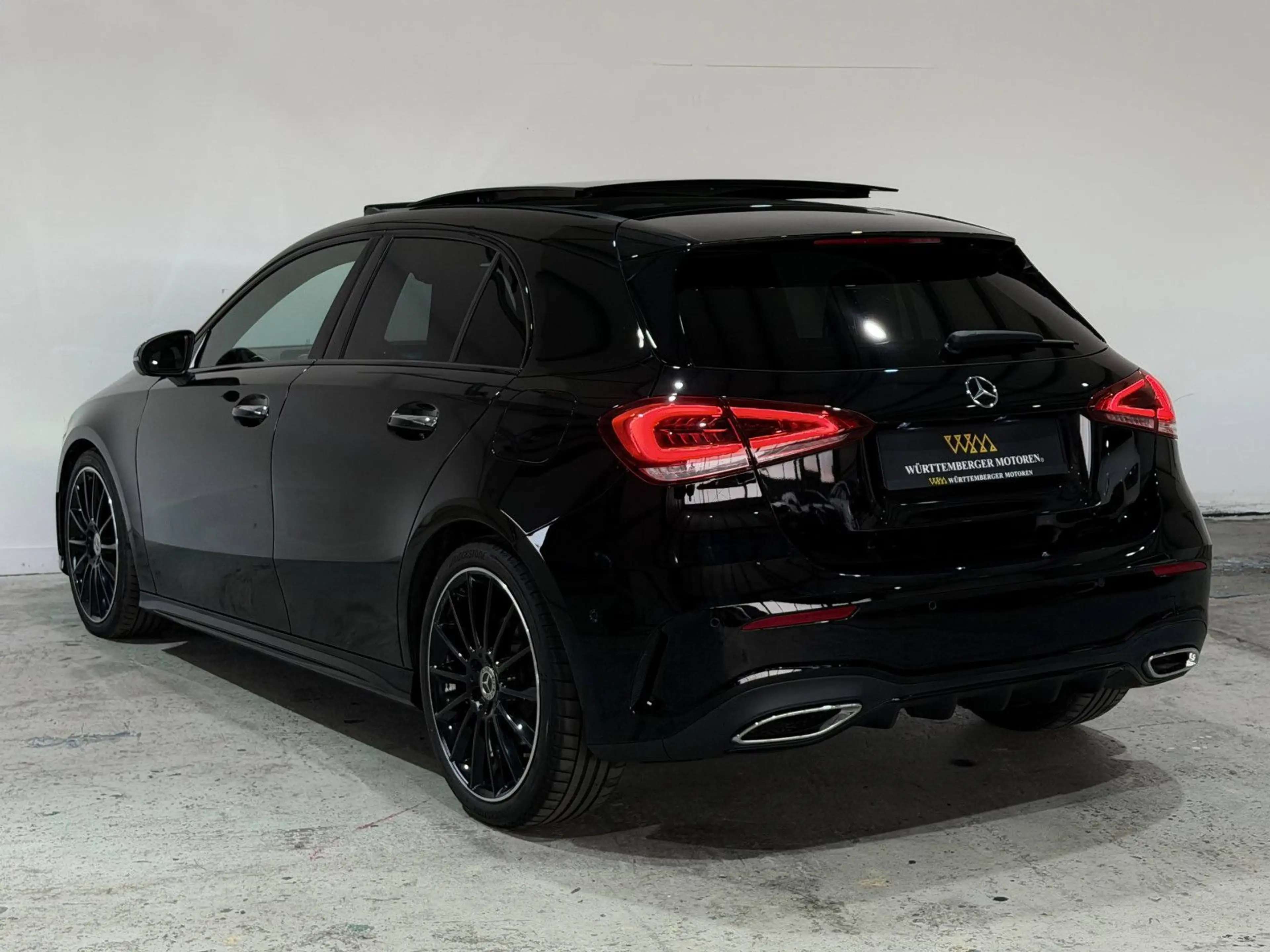 Mercedes-Benz A 220 A220d 4Matic*AMG*PANO*360°*MEMORY*NIGHT* — photo 7