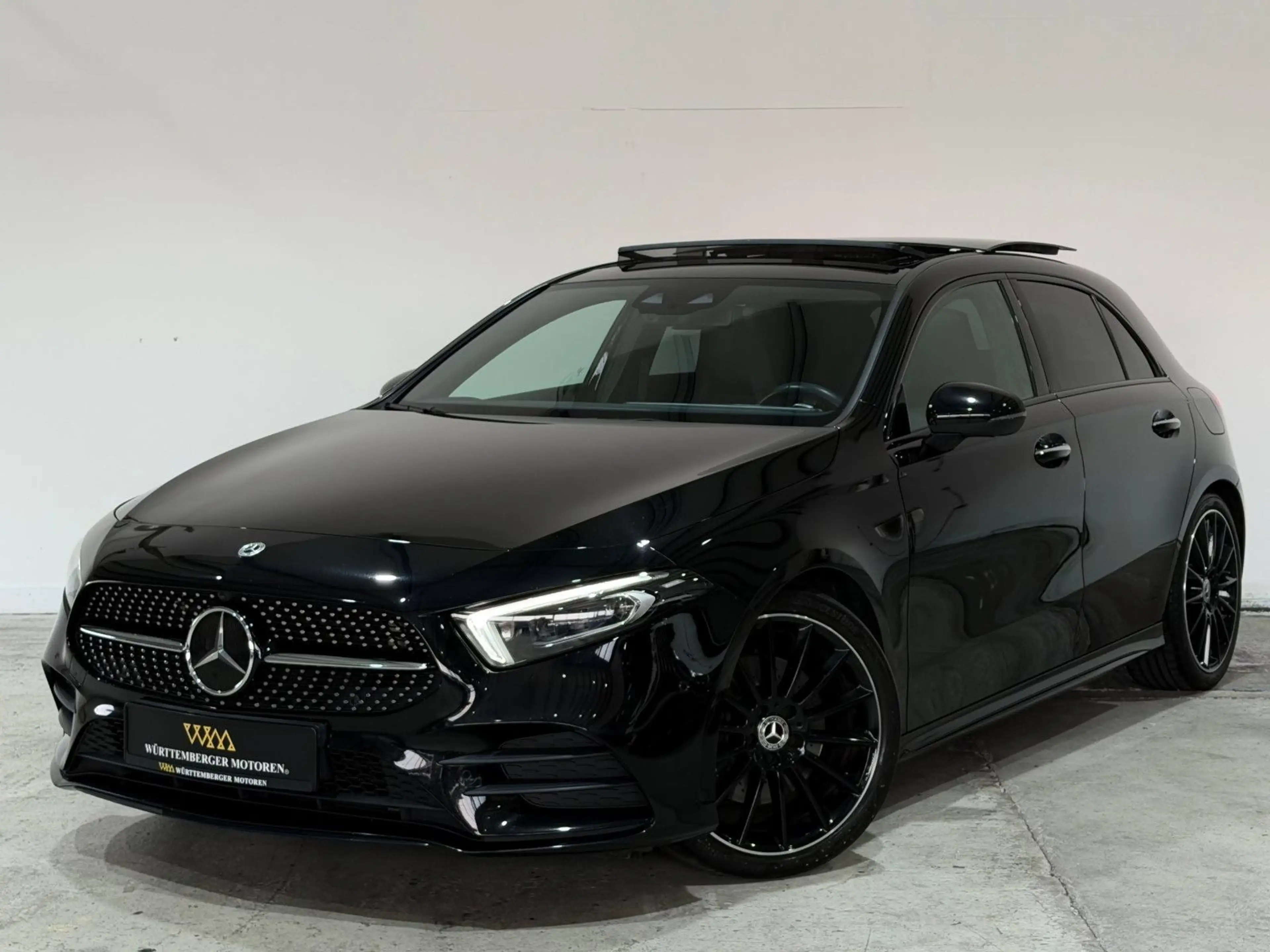 Mercedes-Benz A 220 A220d 4Matic*AMG*PANO*360°*MEMORY*NIGHT* — photo 9