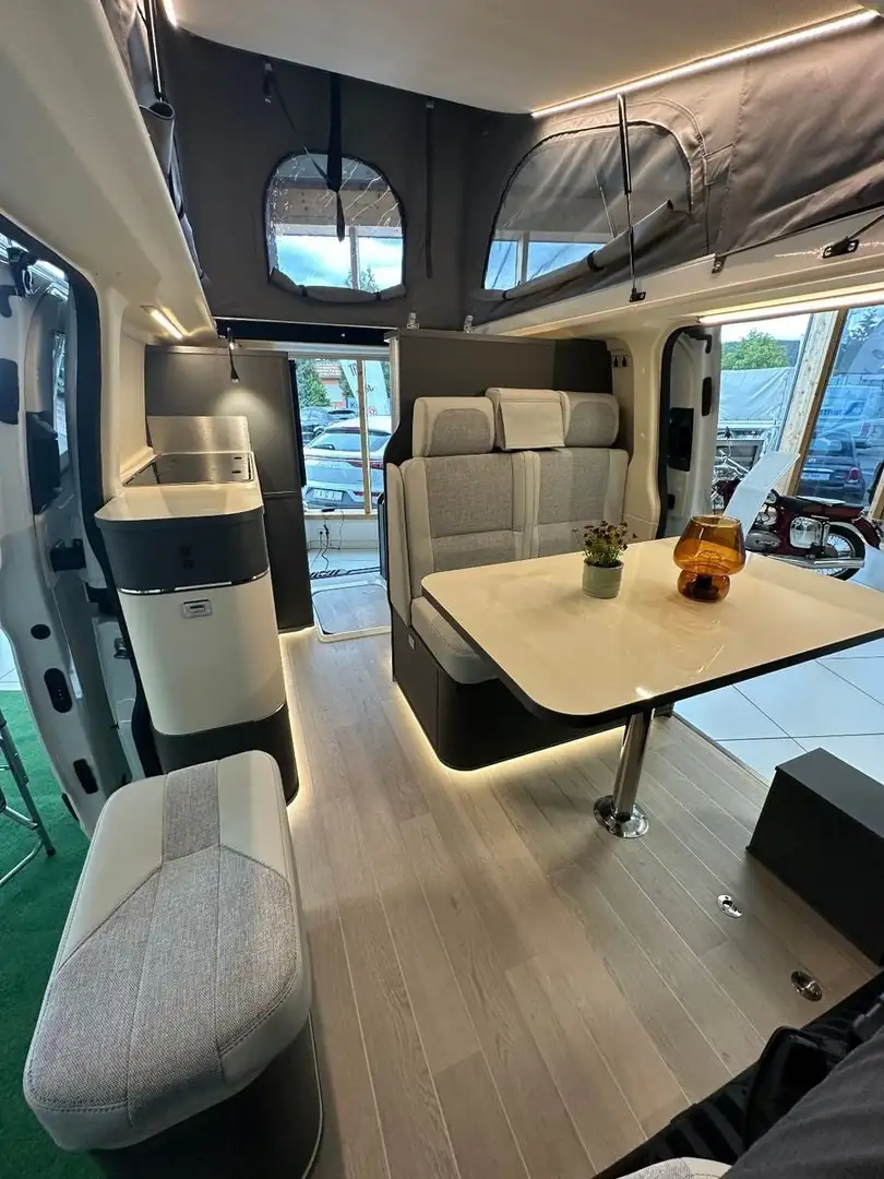 Ford Customline Westfalia Ford Custom Kelsey White - 1