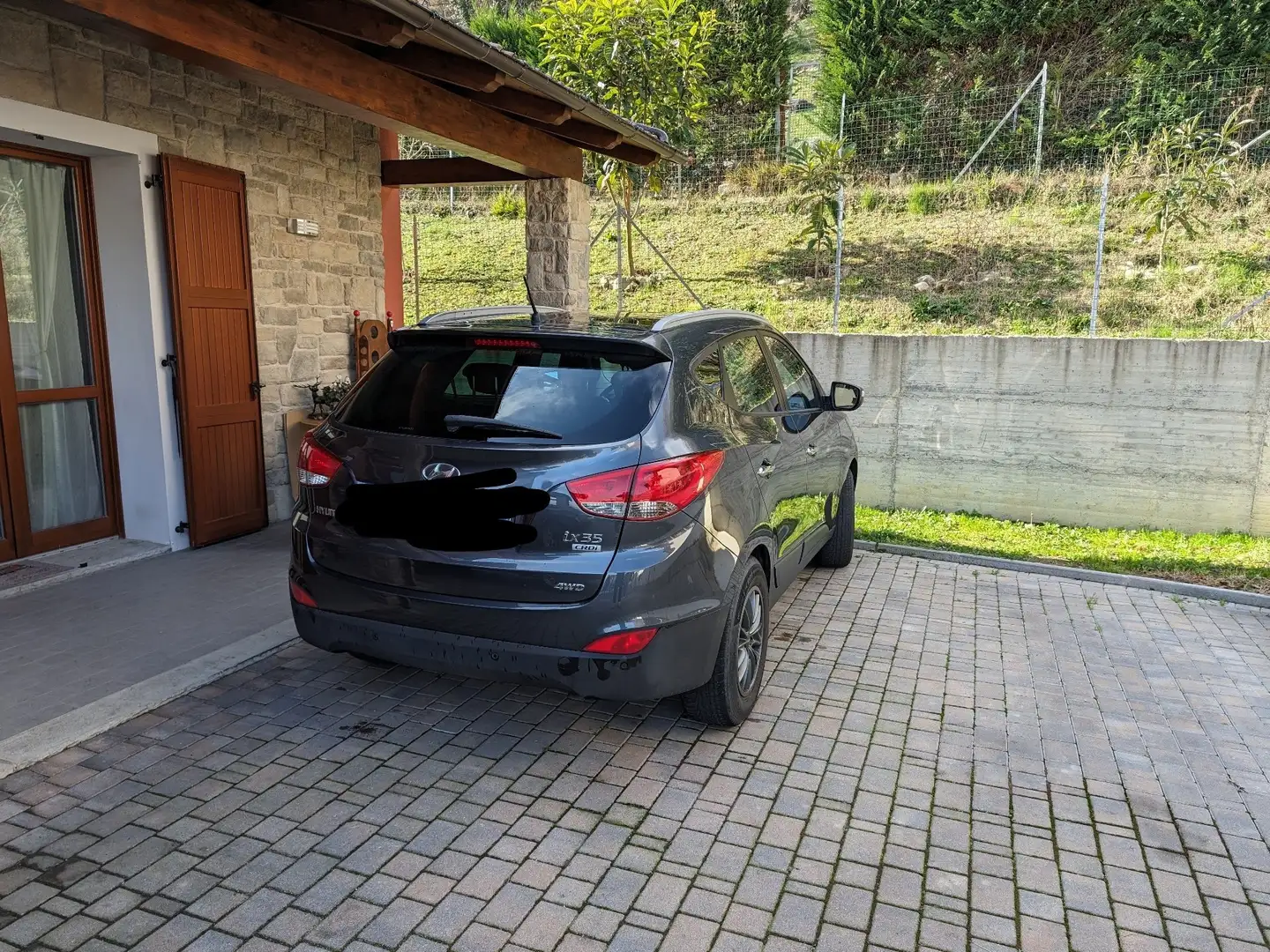 Hyundai iX35 2.0 crdi High Style 4wd Šedá - 1