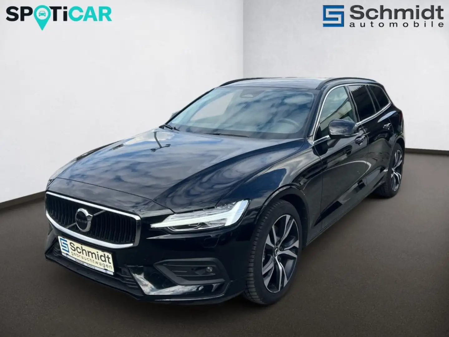 Volvo V60 B4 Core Mild-Hybrid Geartronic Schwarz - 1