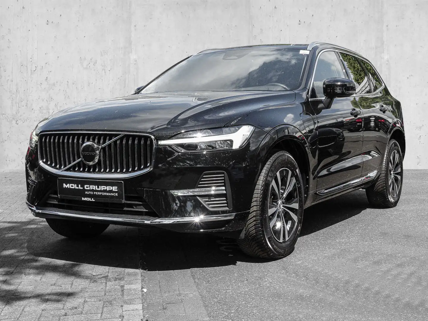 Volvo XC60 T6 AWD Inscription Expr. Plug-In Szhz. Pano LED Black - 2