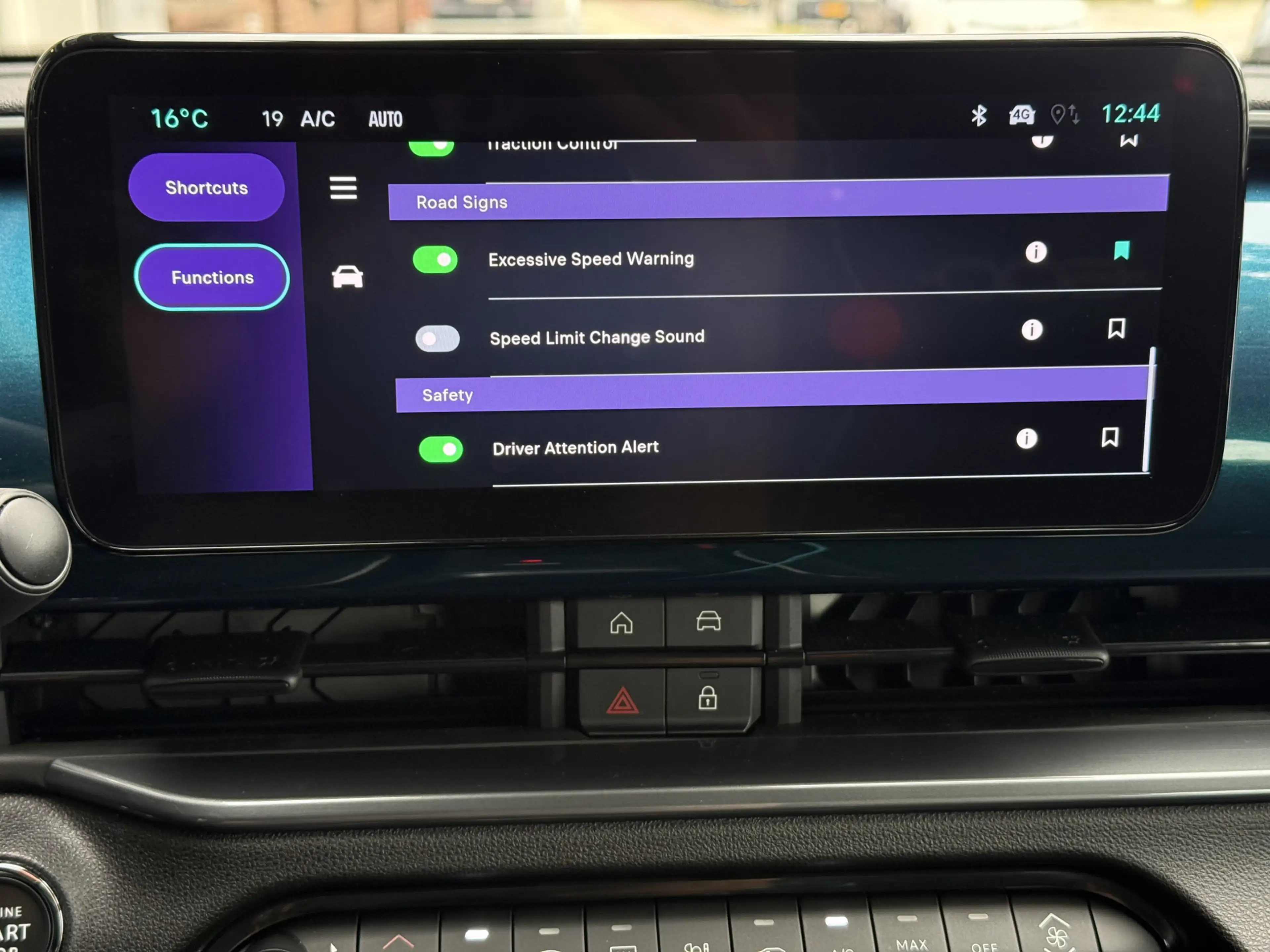 Fiat 600 1.2 Hybrid Urban | automaat | applecarplay/android — photo 25