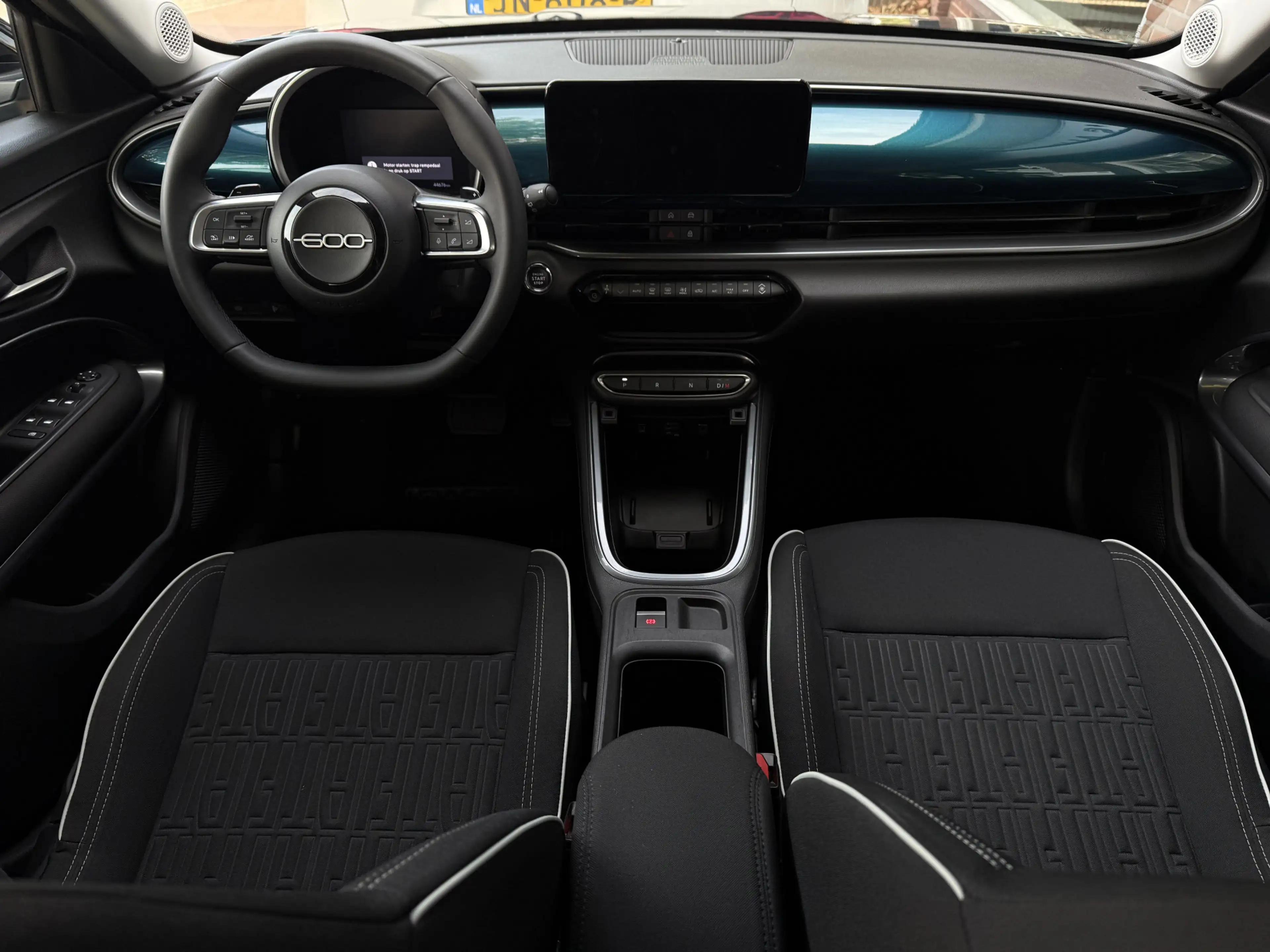 Fiat 600 1.2 Hybrid Urban | automaat | applecarplay/android — photo 11