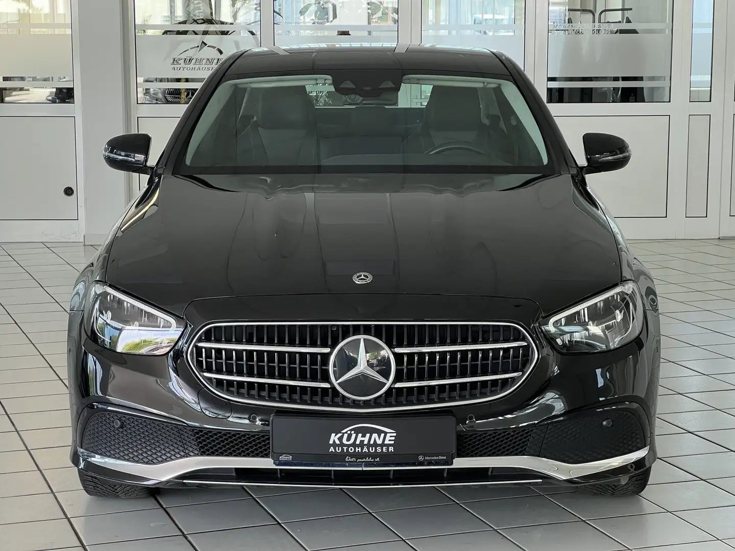 Mercedes-Benz E 300 e Avantgarde Augmented+HUD+junge Sterne ! Noir - 2