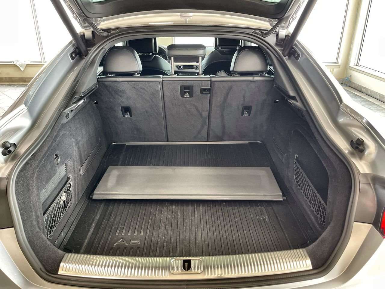 2018 Audi A5 2.0T Progressiv quattro Low Kilometer, Local Trade thumb 32