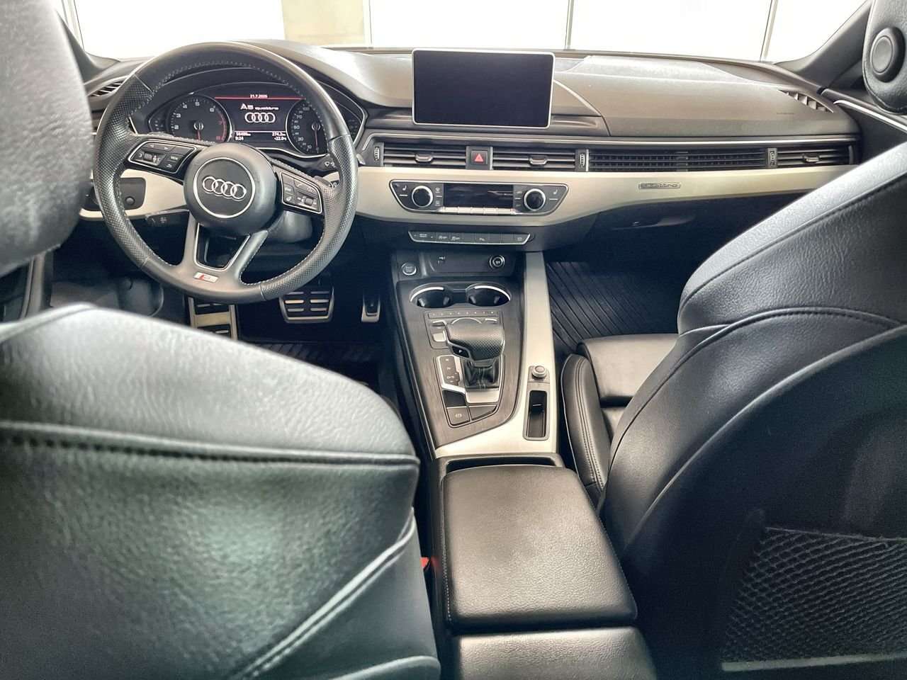 2018 Audi A5 2.0T Progressiv quattro Low Kilometer, Local Trade thumb 29