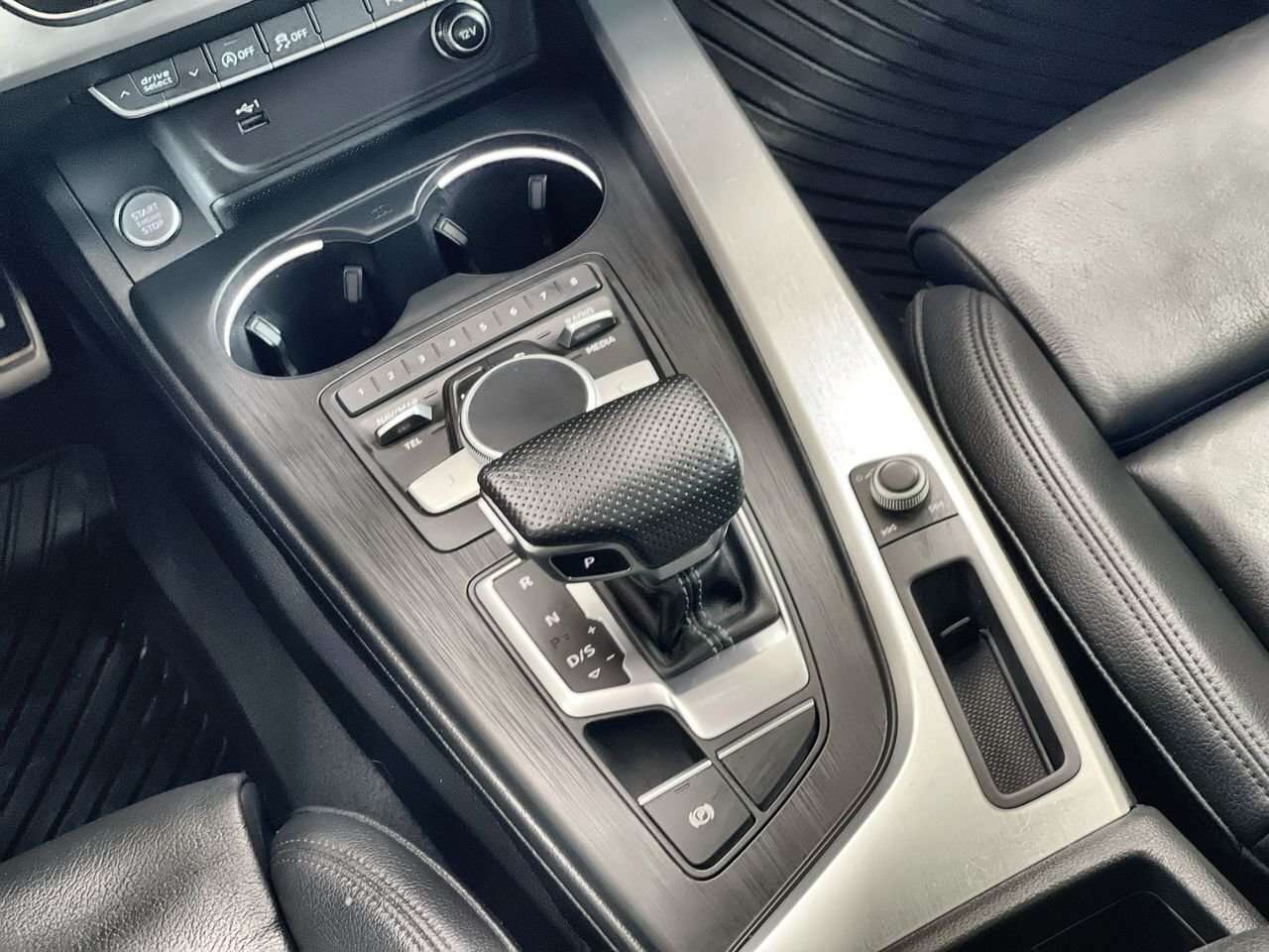 2018 Audi A5 2.0T Progressiv quattro Low Kilometer, Local Trade thumb 28
