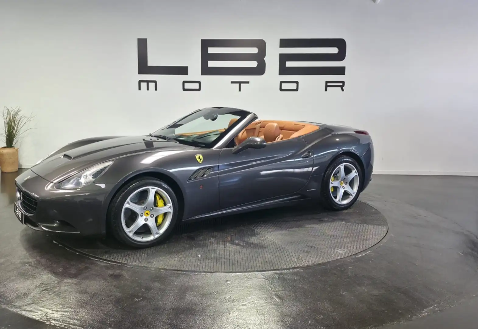 Ferrari California Gris - 2