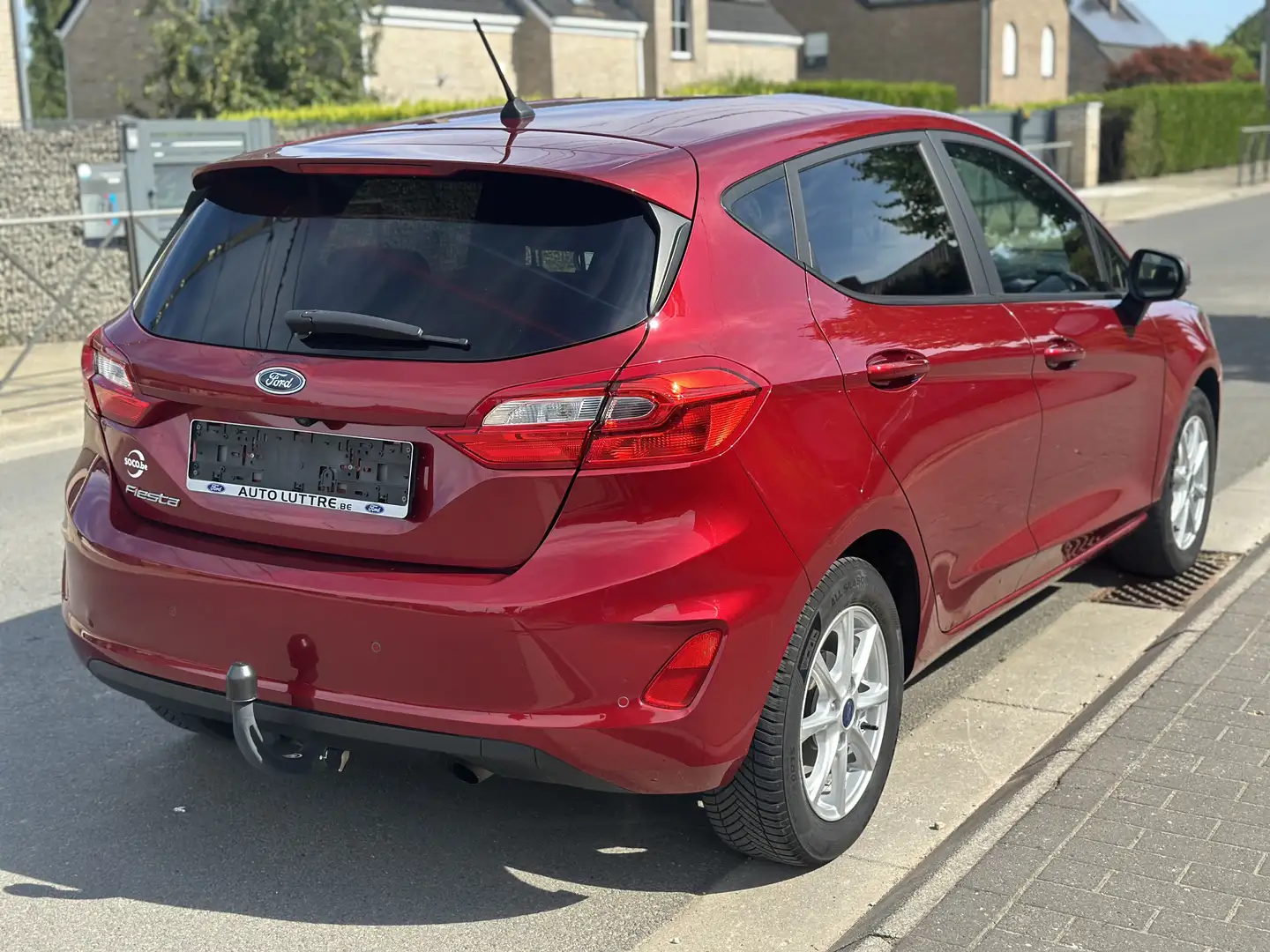 Ford Fiesta Fiesta 1.1i Trend Rouge - 2
