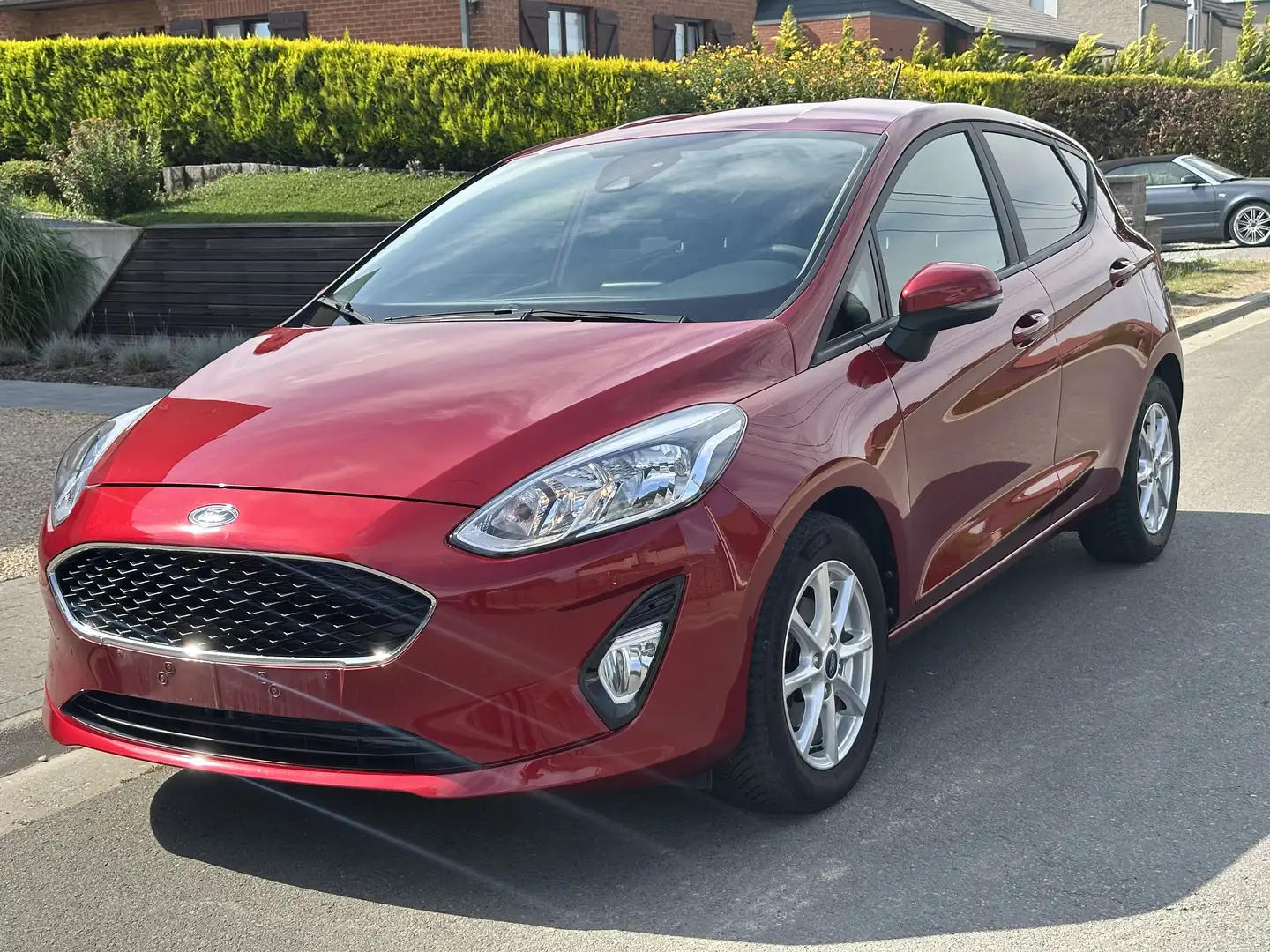 Ford Fiesta Fiesta 1.1i Trend Rouge - 1