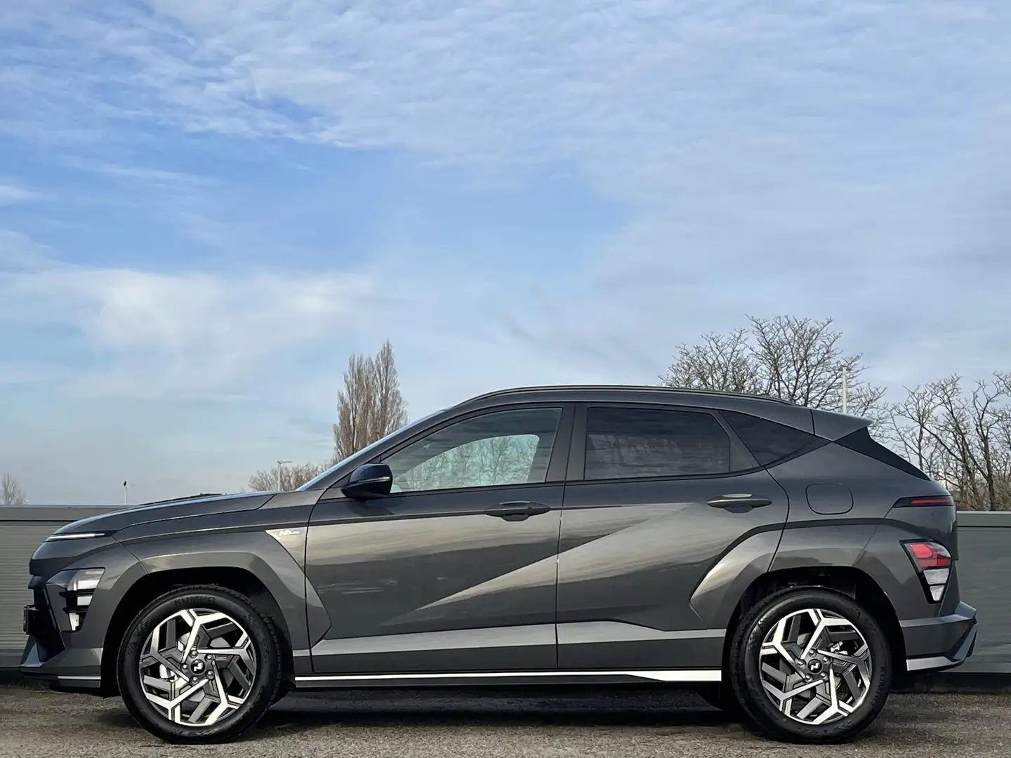 Hyundai KONA 1.6 GDI HEV N Line Edition | N-Line exterieur & Pa Grijs - 2