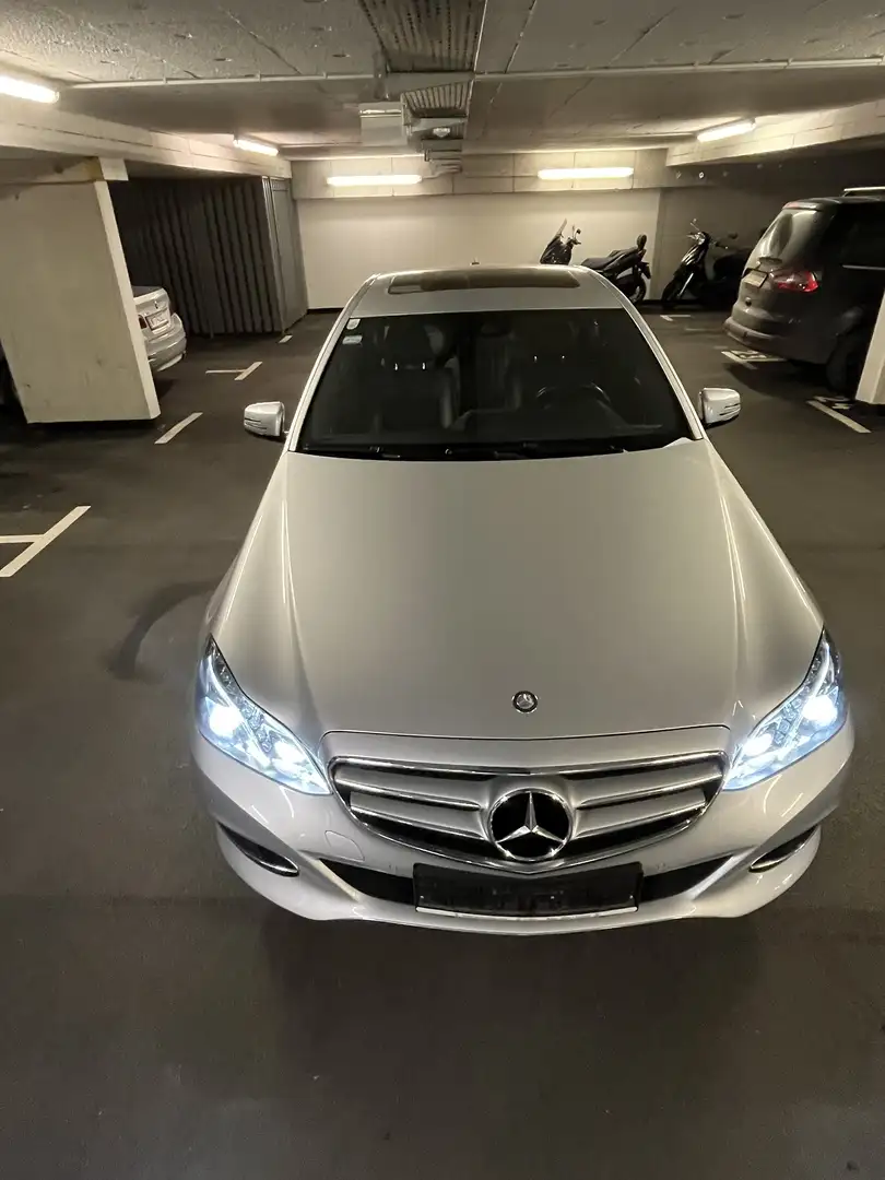 Mercedes-Benz E 220 Avantgarde - 2
