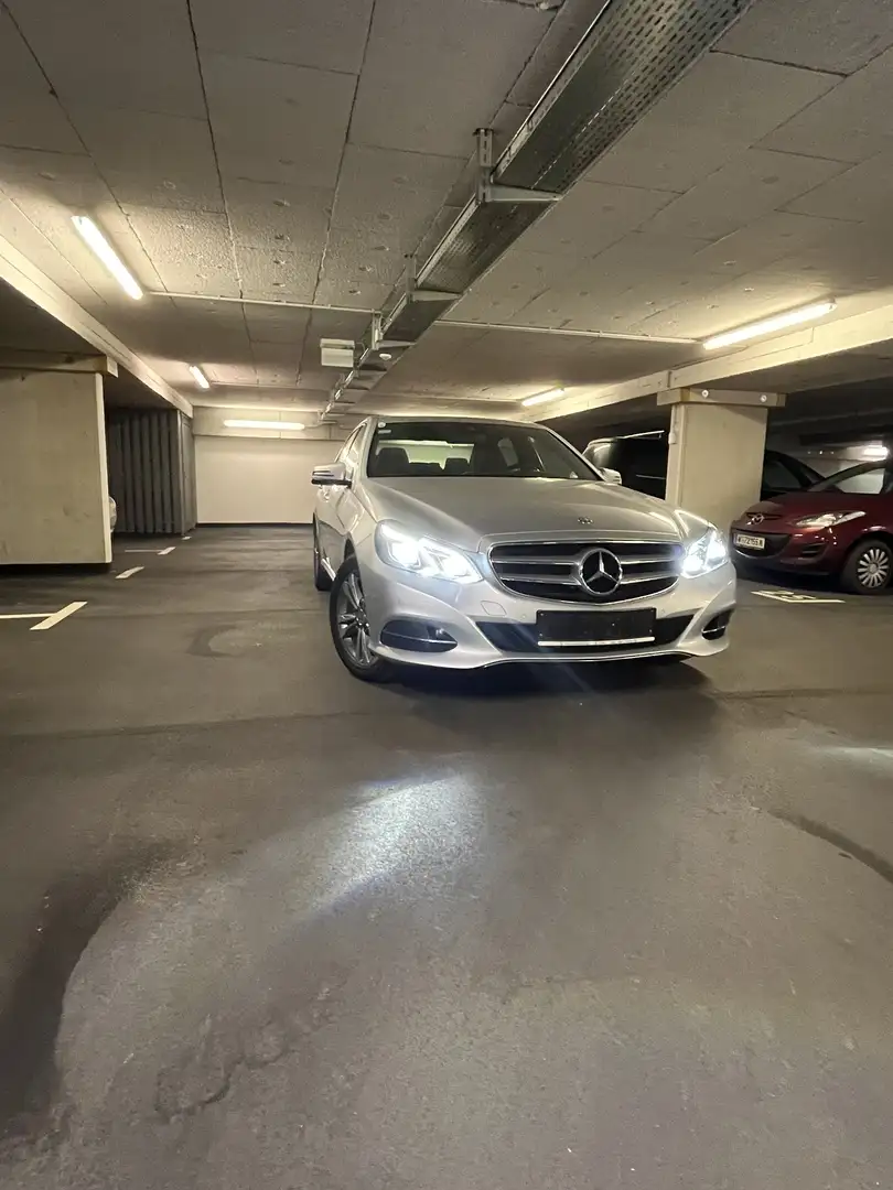 Mercedes-Benz E 220 Avantgarde - 1