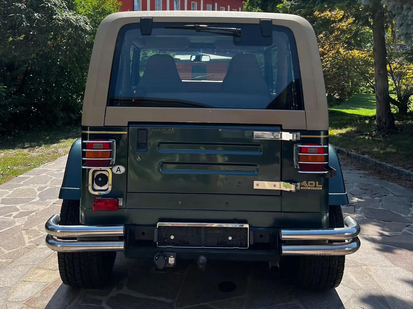 Jeep Wrangler Wrangler 4,0 HardTop Grün - 2