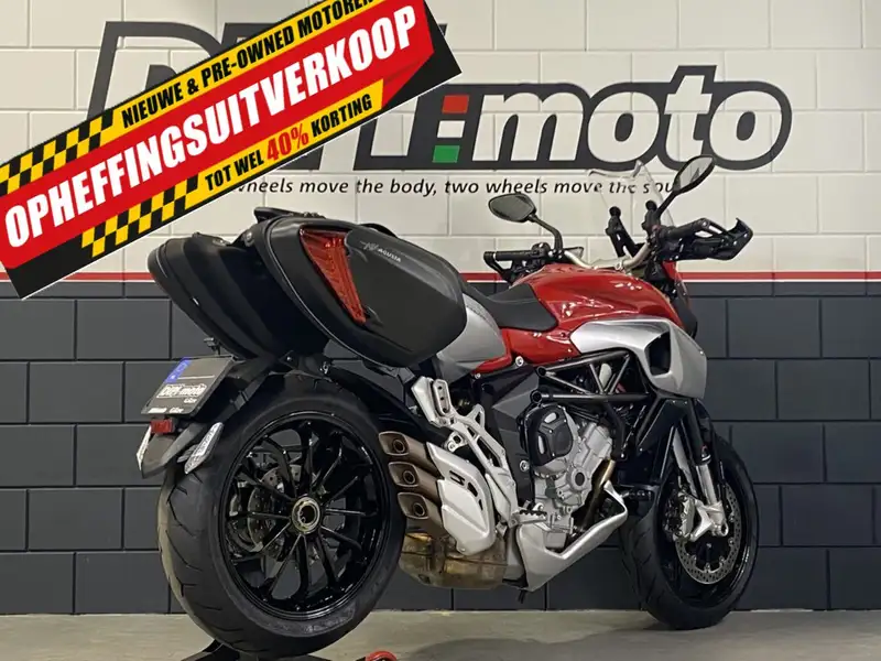 MV Agusta Stradale 800 - foto 6