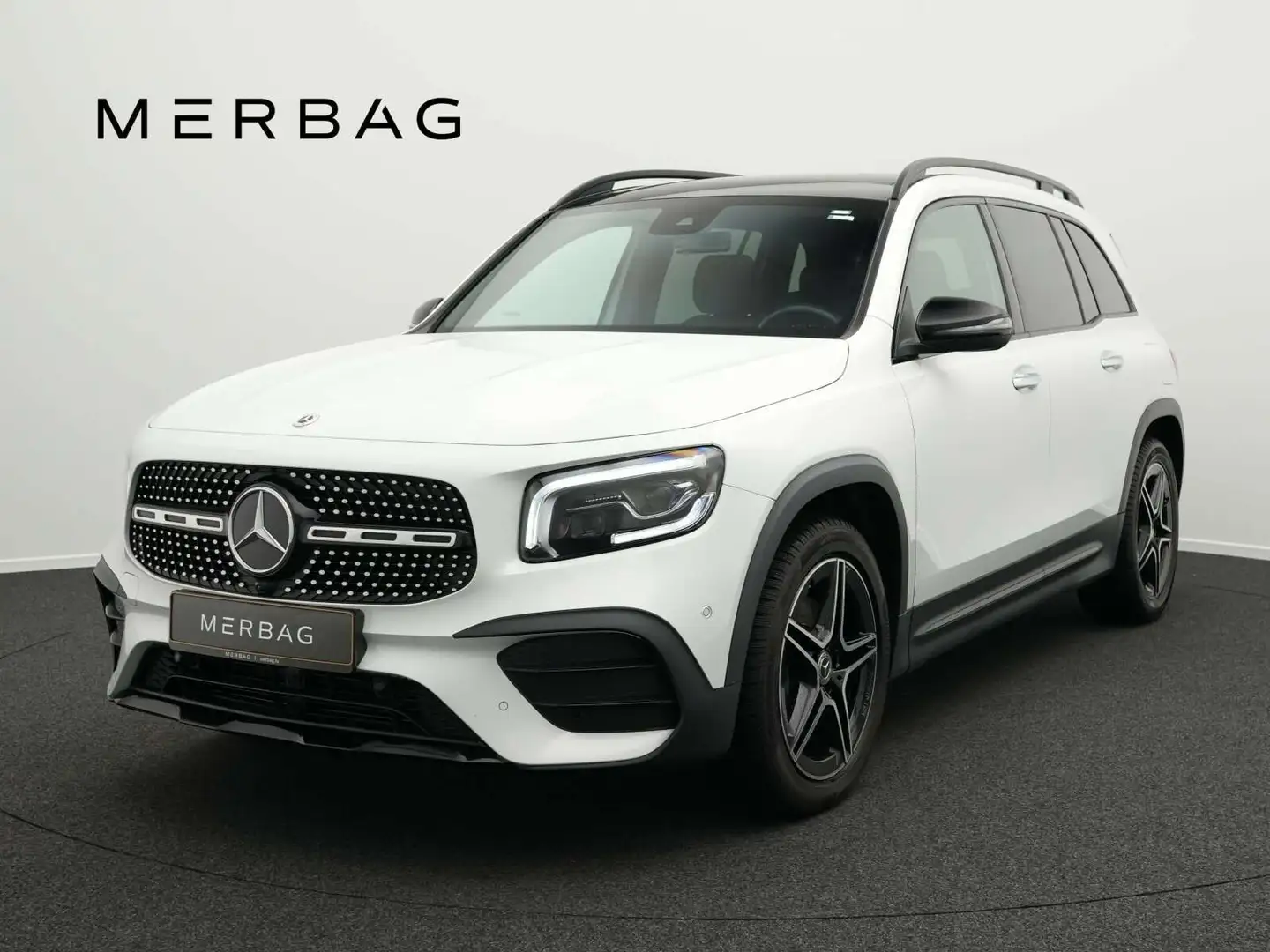 Mercedes-Benz GLB 180 GLB 180 d AMG-Line Pano+AHK+Kamera+Memo AMG Line Blanc - 1