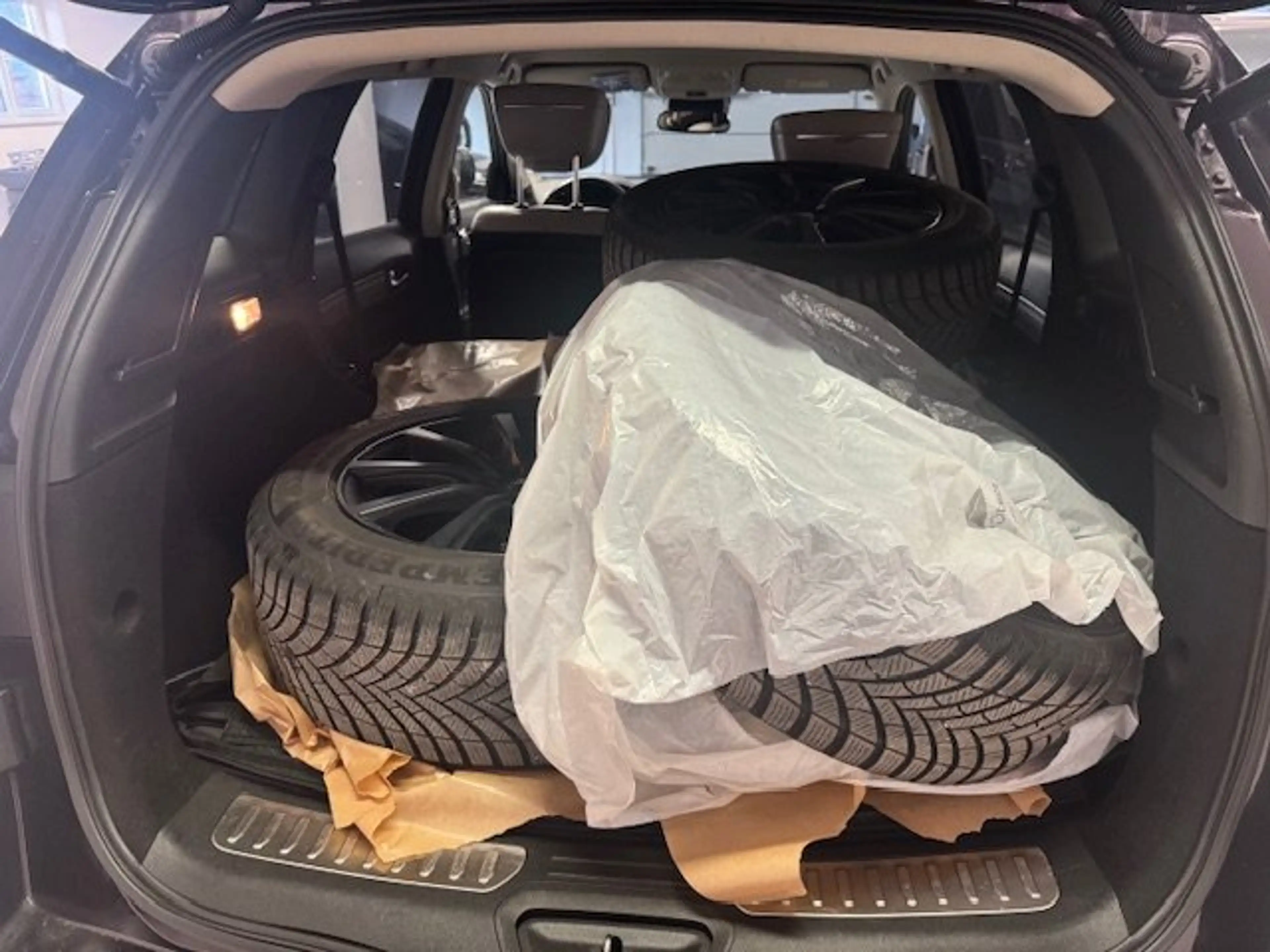 Renault Koleos Initiale Paris 4x4; RFK, 8fach — photo 6