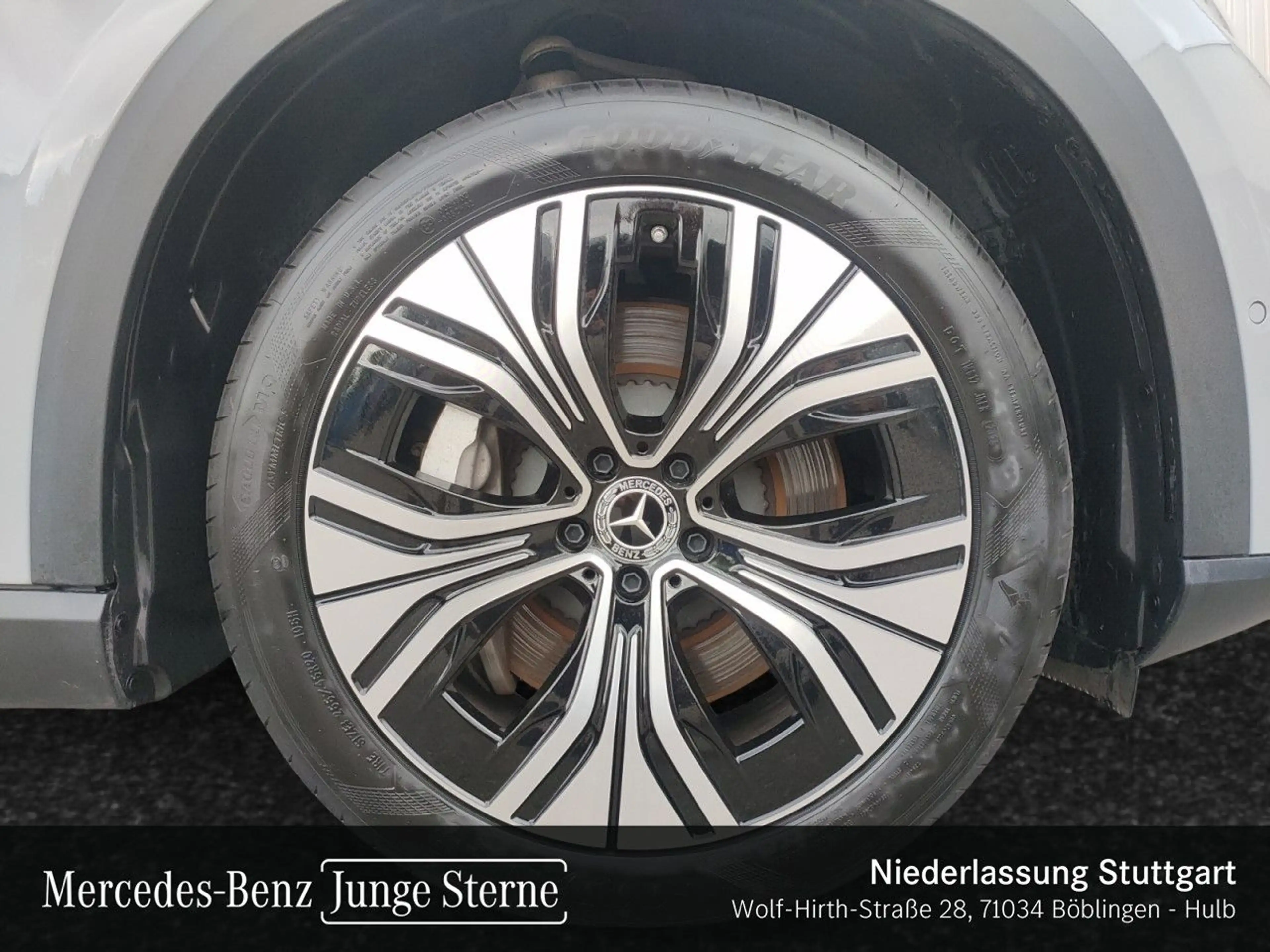 Mercedes-Benz EQE SUV EQE 300 AVANTG+PANO+AHK+LED+KAMERA+TOTW+KEYLESS — photo 6
